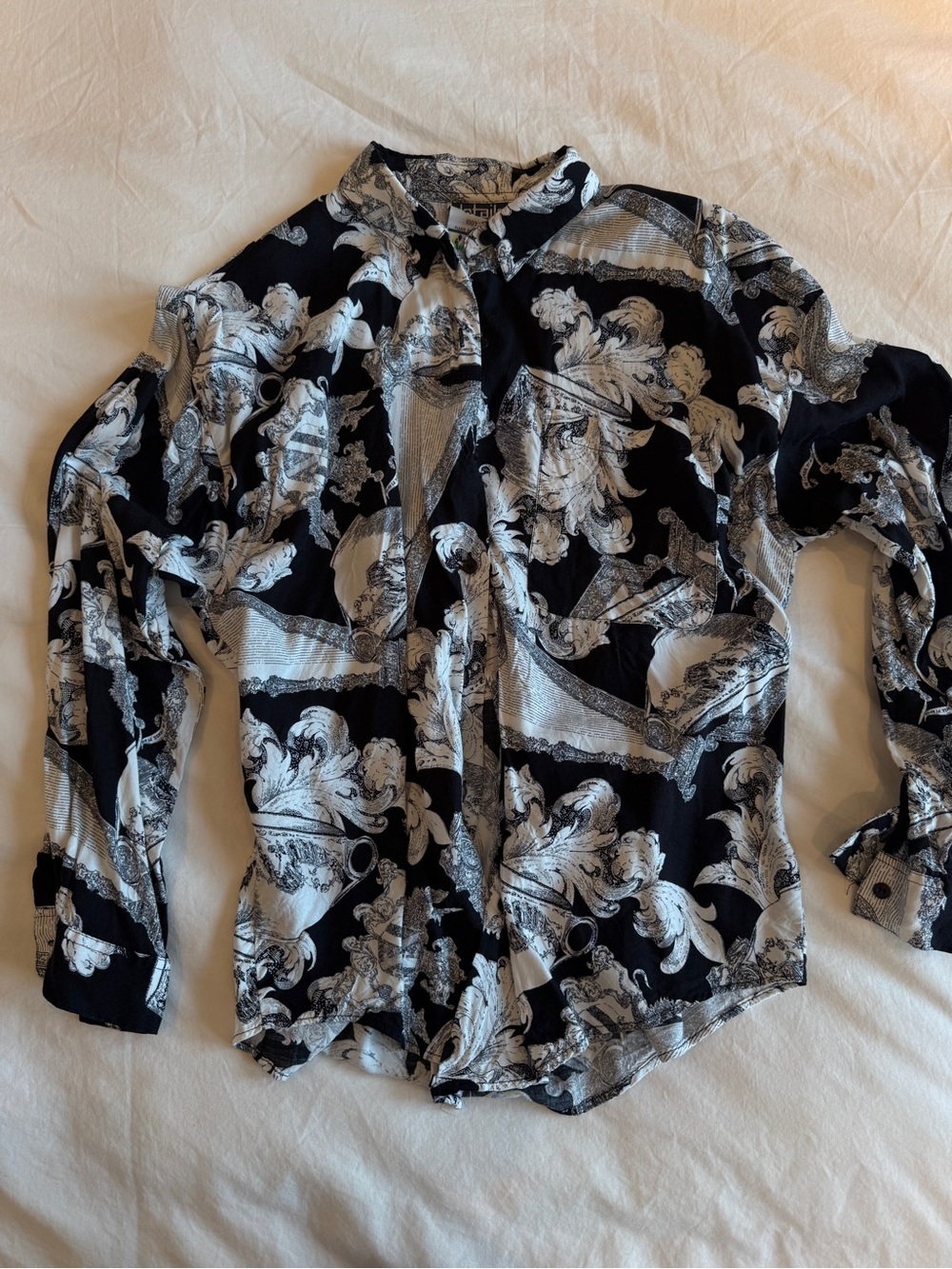 Vintage Details Works Baroque Black White Button Up Shirt Blouse